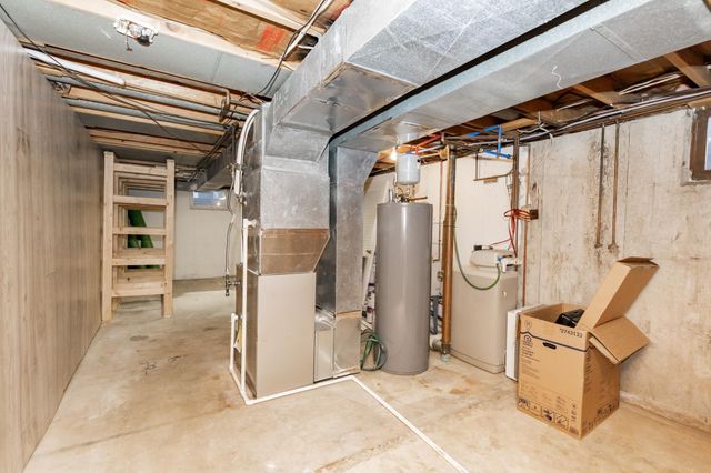 514 7th Avenue W, West Fargo, ND 58078