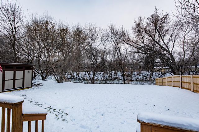 514 7th Avenue W, West Fargo, ND 58078