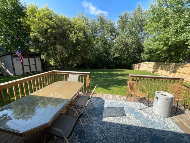 514 7th Avenue W, West Fargo, ND 58078