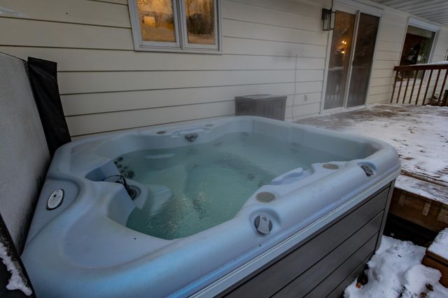 514 7th Avenue W, West Fargo, ND 58078