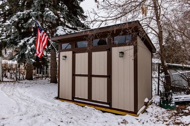 514 7th Avenue W, West Fargo, ND 58078