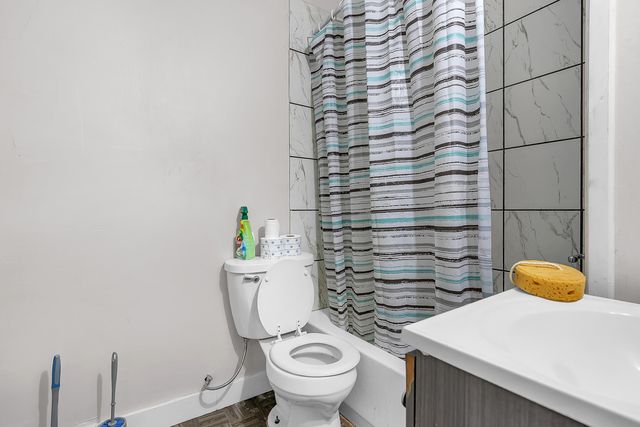 15 Rimbach Street, Hammond, IN 46320