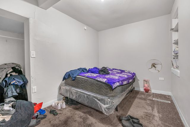 15 Rimbach Street, Hammond, IN 46320