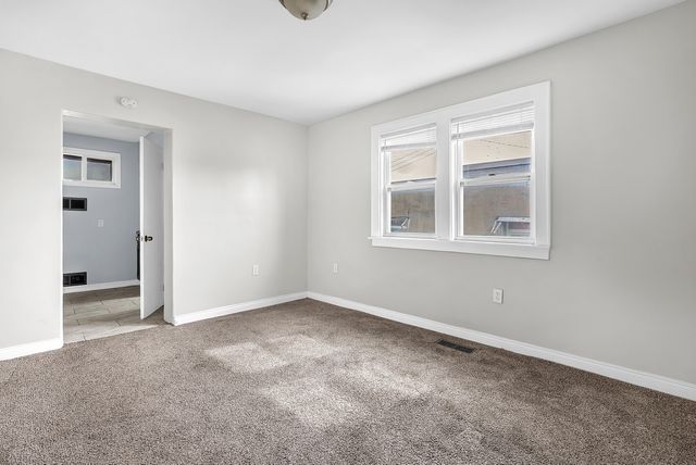 15 Rimbach Street, Hammond, IN 46320