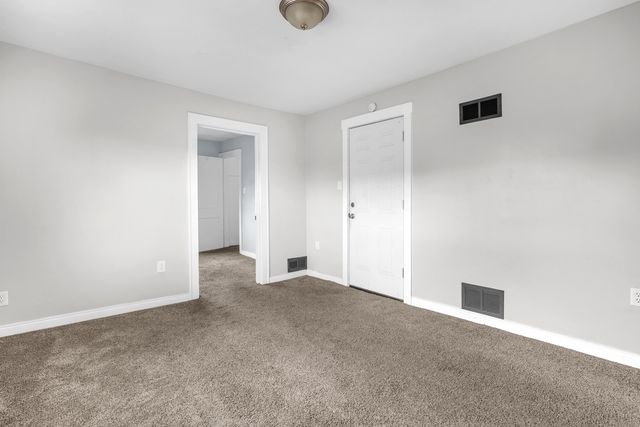 15 Rimbach Street, Hammond, IN 46320
