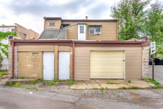 15 Rimbach Street, Hammond, IN 46320