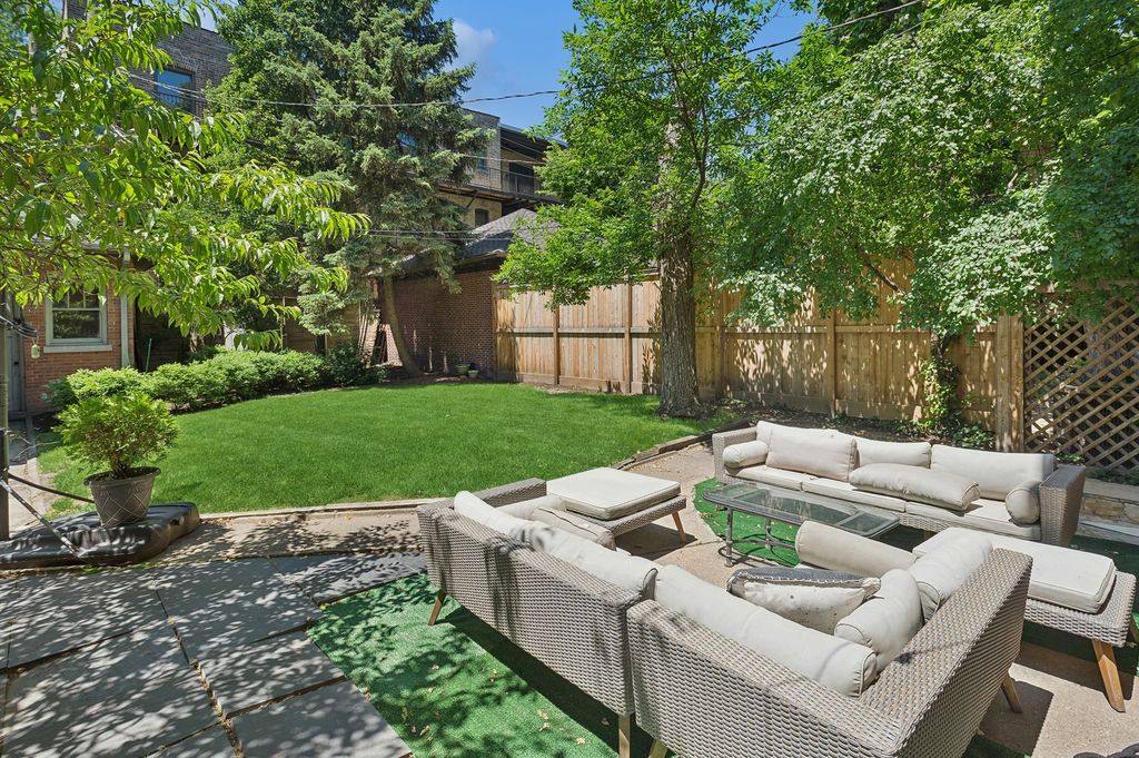 4234 N Hazel Street, Chicago, IL 60613 — photo 2