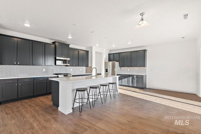 7843 E Meriwether Dr, Nampa, ID 83687