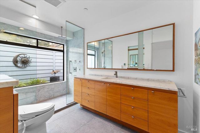 668 Wild Oak Dr, Santa Rosa, CA 95409