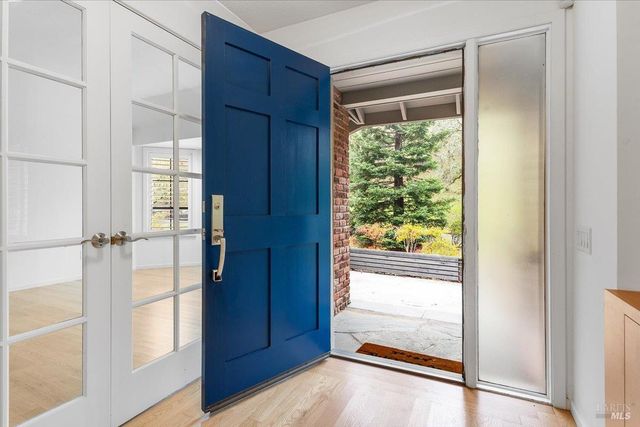 668 Wild Oak Dr, Santa Rosa, CA 95409