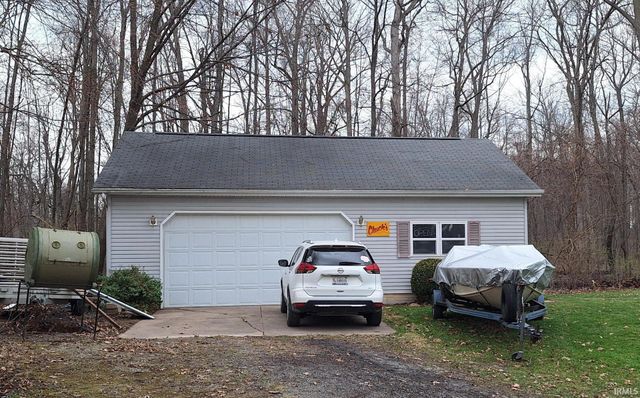 3378 E 1000 N Road, Syracuse, IN 46567