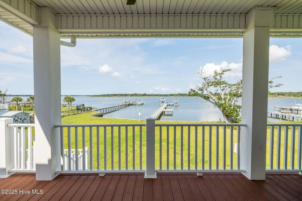 Image 3 of property listing at 429 Live Oak Road, Newport, NC 28570