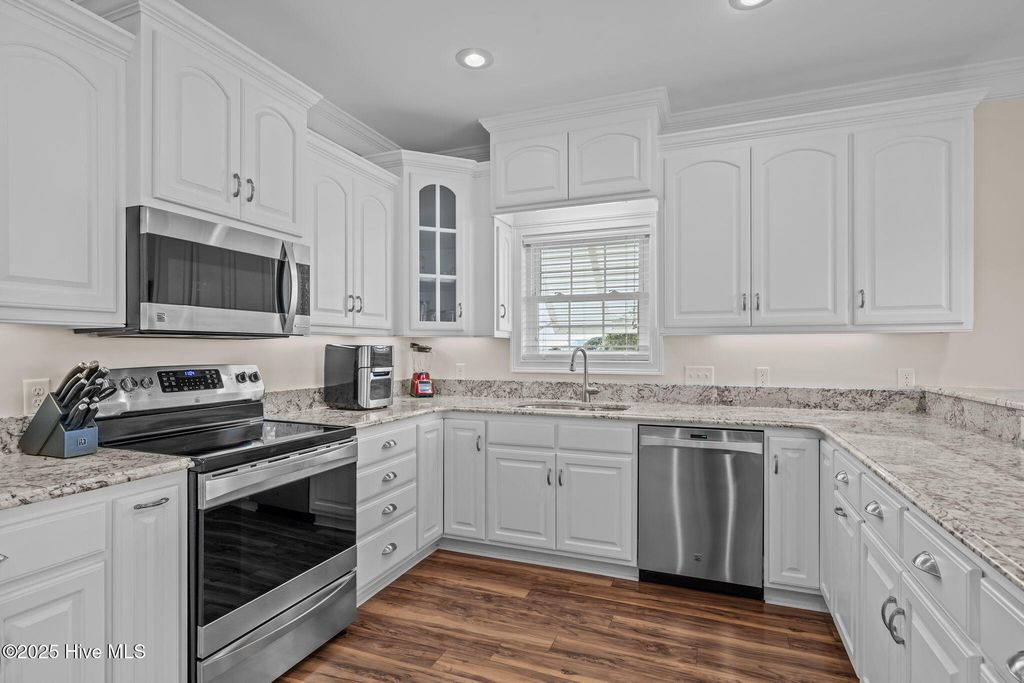 Image 61 of property listing at 429 Live Oak Road, Newport, NC 28570