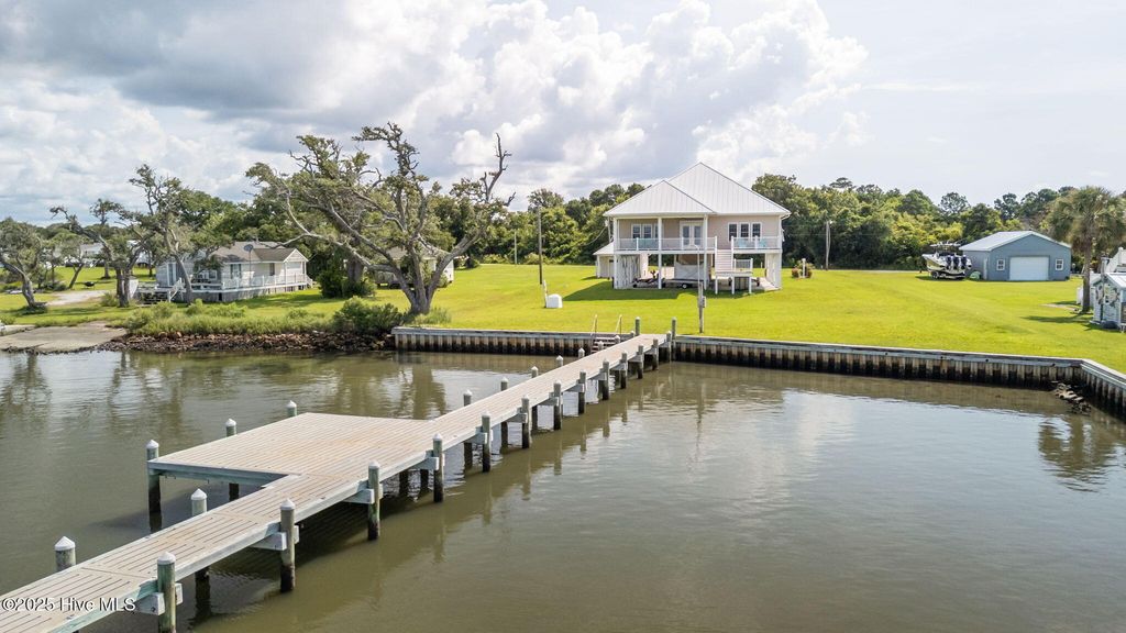 Image 76 of property listing at 429 Live Oak Road, Newport, NC 28570