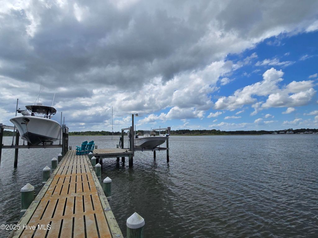 Image 91 of property listing at 429 Live Oak Road, Newport, NC 28570