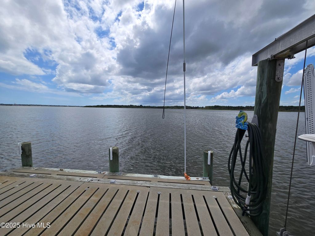 Image 93 of property listing at 429 Live Oak Road, Newport, NC 28570