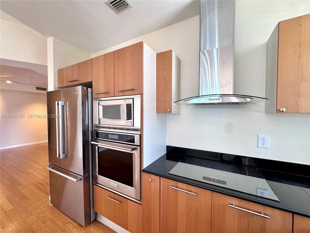 5970 Indian Creek Dr 203, Miami Beach, FL 33140