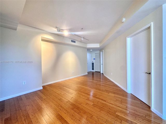 5970 Indian Creek Dr 203, Miami Beach, FL 33140