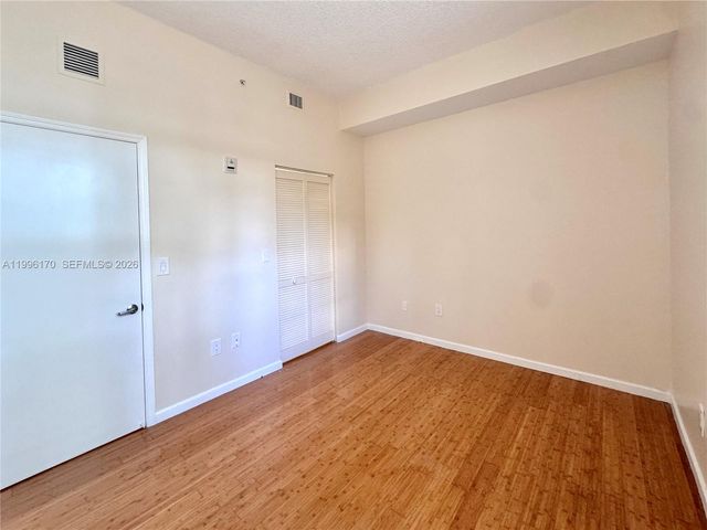 5970 Indian Creek Dr 203, Miami Beach, FL 33140