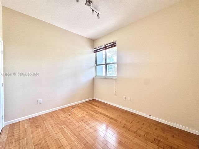 5970 Indian Creek Dr 203, Miami Beach, FL 33140