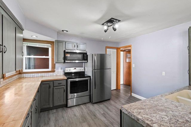 804 JEFFERSON STREET, Menasha, WI 54952