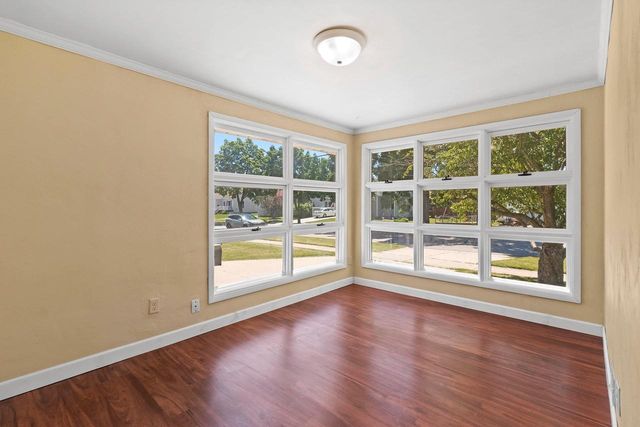 804 JEFFERSON STREET, Menasha, WI 54952
