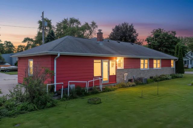 804 JEFFERSON STREET, Menasha, WI 54952