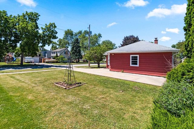 804 JEFFERSON STREET, Menasha, WI 54952