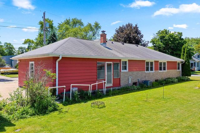 804 JEFFERSON STREET, Menasha, WI 54952