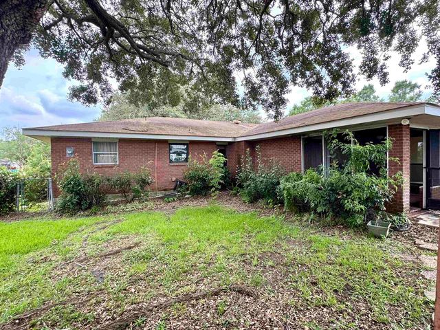 3025 Frances Dr, Morgan City, LA 70380