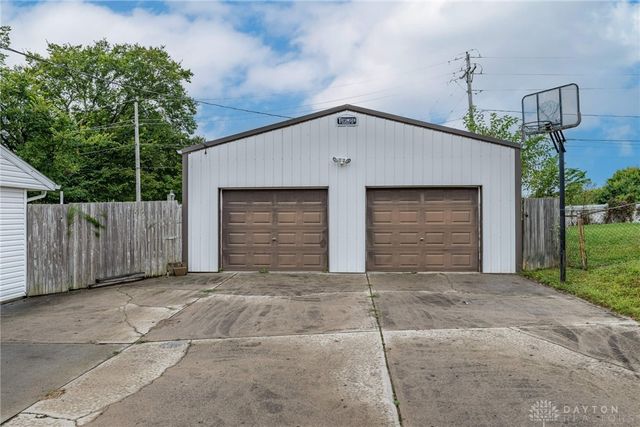 2540 Cornwall Drive, Xenia Twp, OH 45385