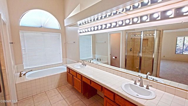 2500 Kensington Avenue, Thousand Oaks, CA 91362
