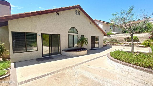 2500 Kensington Avenue, Thousand Oaks, CA 91362