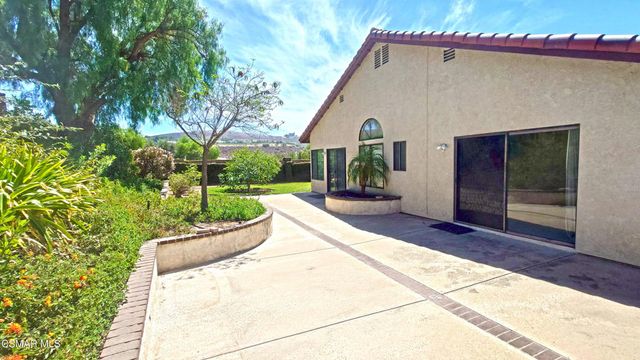 2500 Kensington Avenue, Thousand Oaks, CA 91362