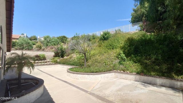 2500 Kensington Avenue, Thousand Oaks, CA 91362