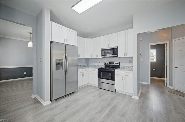 1459 Lipton CIR, Suffolk, VA 23434
