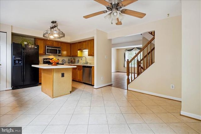 12938 FREESTONE CT, Woodbridge, VA 22192