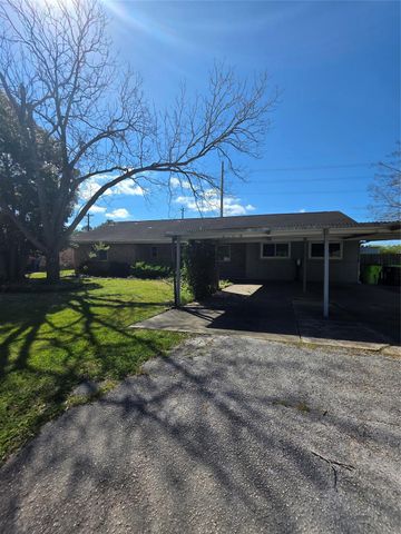 1703 Cypress Drive, Richmond, TX 77469