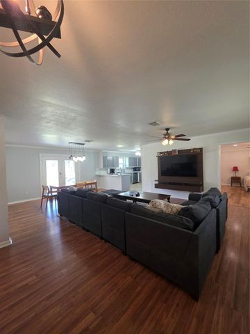 1703 Cypress Drive, Richmond, TX 77469