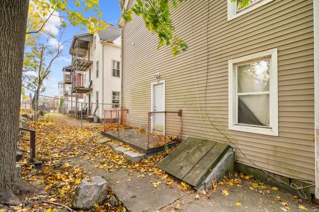 48 Dikeman Street, Waterbury, CT 06704