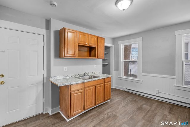 48 Dikeman Street, Waterbury, CT 06704