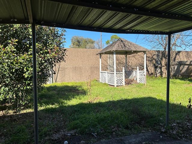 419 Rose Arbor Lane, Houston, TX 77060