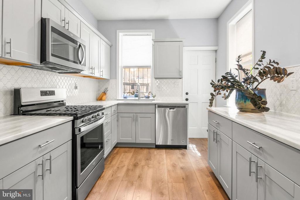 Image 15 of property listing at 1602 E BIDDLE ST, Baltimore, MD 21213
