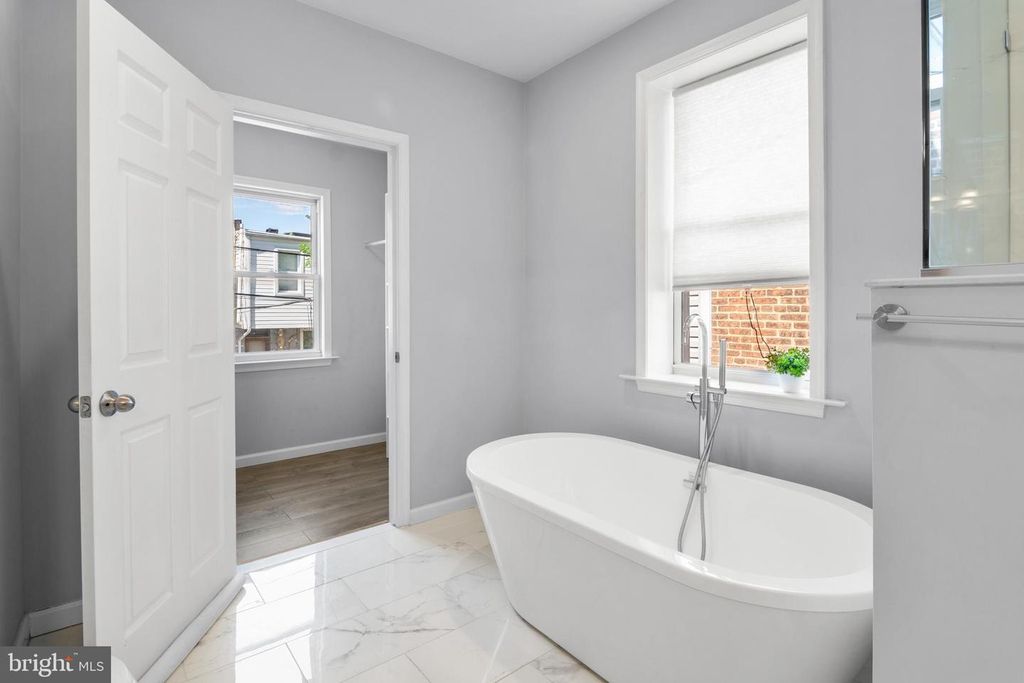 Image 22 of property listing at 1602 E BIDDLE ST, Baltimore, MD 21213