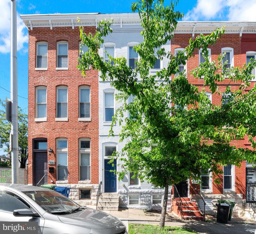 Image 3 of property listing at 1602 E BIDDLE ST, Baltimore, MD 21213