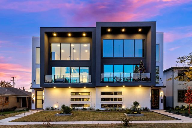 3523 N Versailles Avenue, Dallas, TX 75209