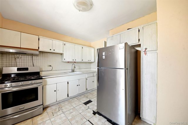 3531 Bronxwood 6K, Bronx, NY 10469