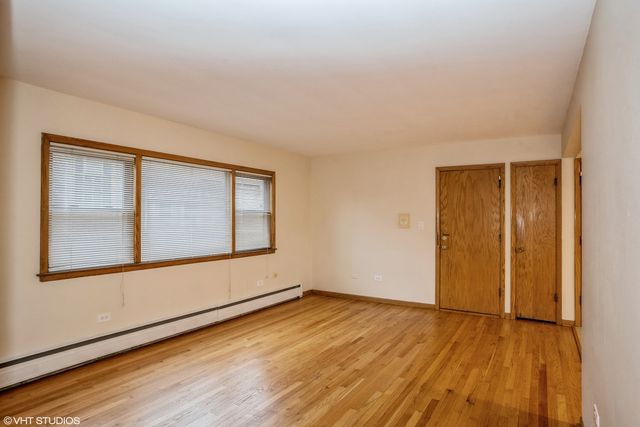 6855 N Olmsted Avenue 1N, Chicago, IL 60631