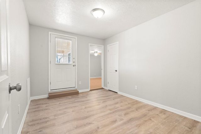 907 Northbend Drive, Baytown, TX 77521