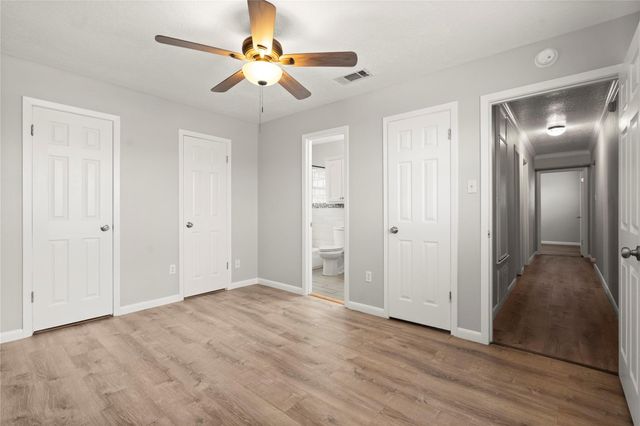 907 Northbend Drive, Baytown, TX 77521